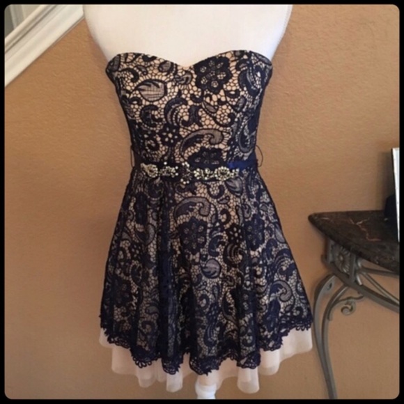 Camille Dresses & Skirts - ✨👗GORGEOUS CINDERELLA DRESS✨